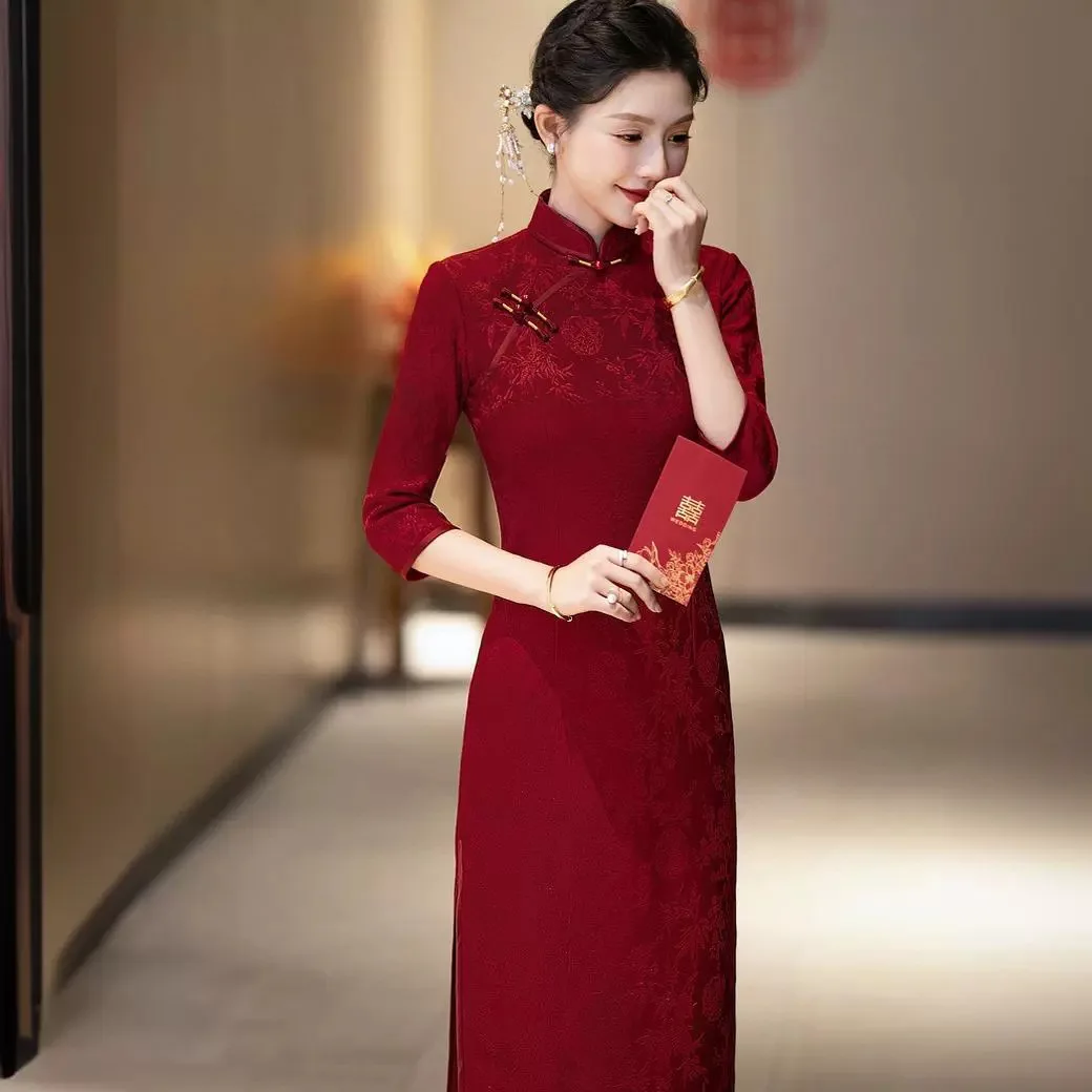Вязаное красное вечернее платье Ele 2024 года для женщин в китайском стиле, новое, модное, для матери невесты
Вязаное красное вечернее платье Ele 2024 года для женщин в китайском стиле, новое, модное, для матери невесты