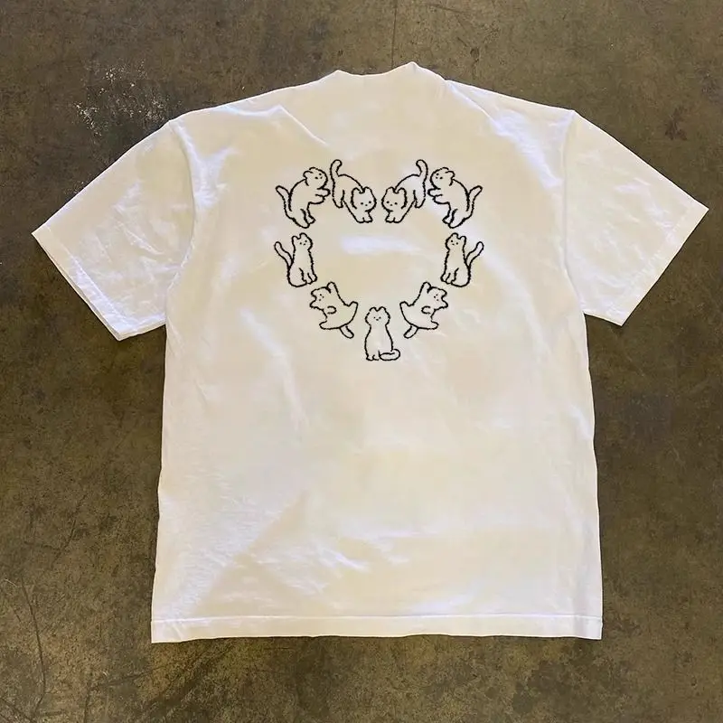 Japanese love cat round neck short-sleeved T-shirt for men and women niche design pure cotton Korean style y2k tops for couples
Japanese love cat round neck short-sleeved T-shirt for men and women niche design pure cotton Korean style y2k tops for couples