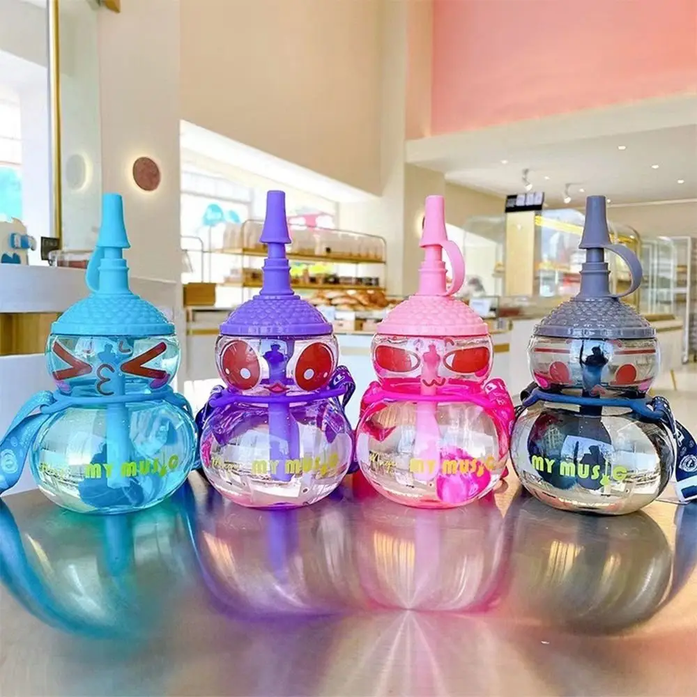 New Plastic Gourd Water Bottle Chinese Retro-Inspired Large Capacity Jianhu Water Cup Creative Durable Wine Bottle Gift
New Plastic Gourd Water Bottle Chinese Retro-Inspired Large Capacity Jianhu Water Cup Creative Durable Wine Bottle Gift