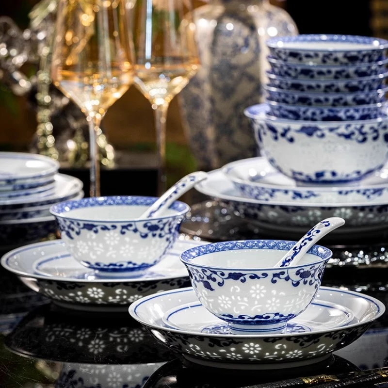 New Jingdezhen High-end Porcelain Bowl Plate Set Sophisticated Blue White Delicate Porcelain High-end Tableware Set Moving Gift
New Jingdezhen High-end Porcelain Bowl Plate Set Sophisticated Blue White Delicate Porcelain High-end Tableware Set Moving Gift