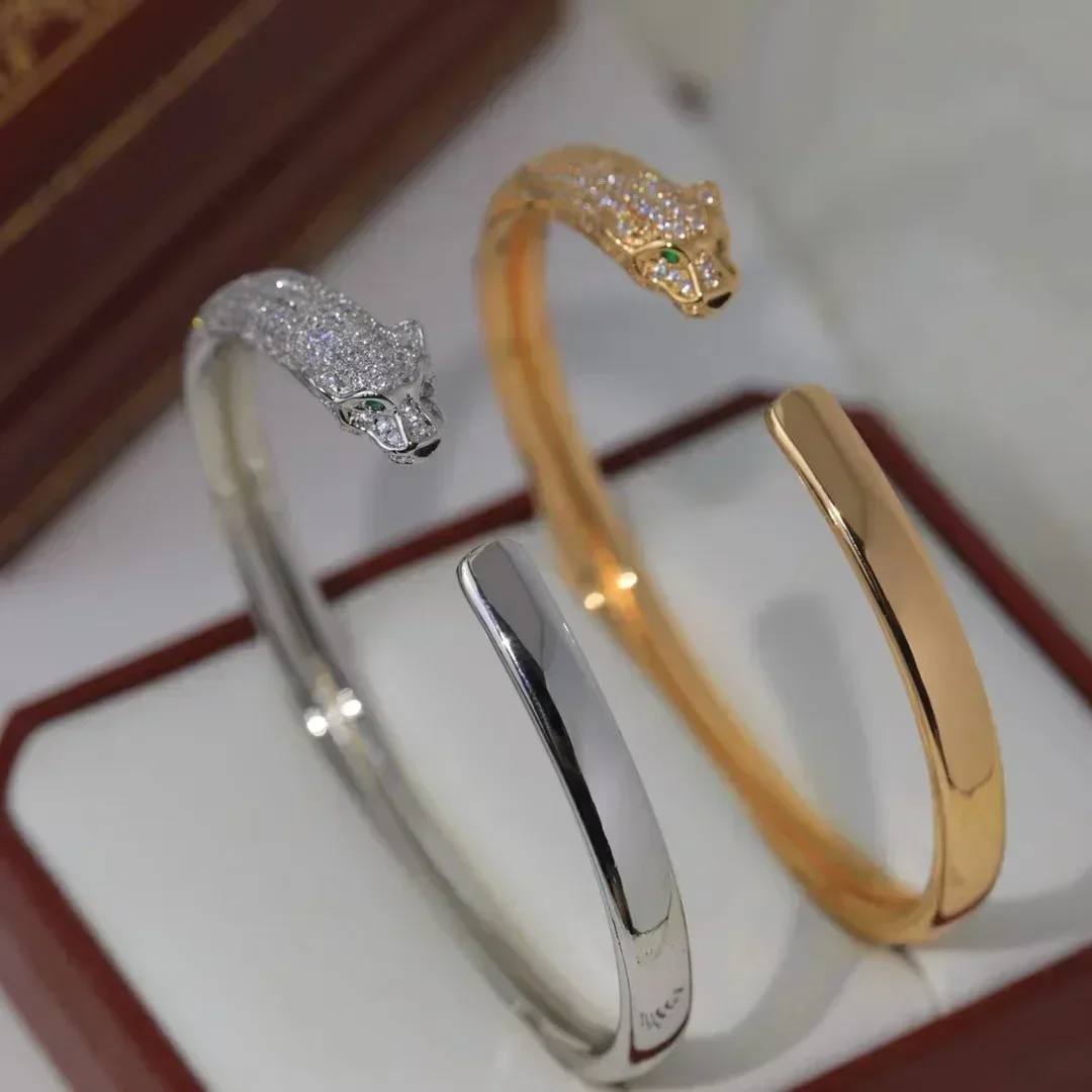 European and American New High Quality Bracelet Simple Luxury S925 Ladies Bracelet Simple Fashion Bracelet Bangles for Women
European and American New High Quality Bracelet Simple Luxury S925 Ladies Bracelet Simple Fashion Bracelet Bangles for Women