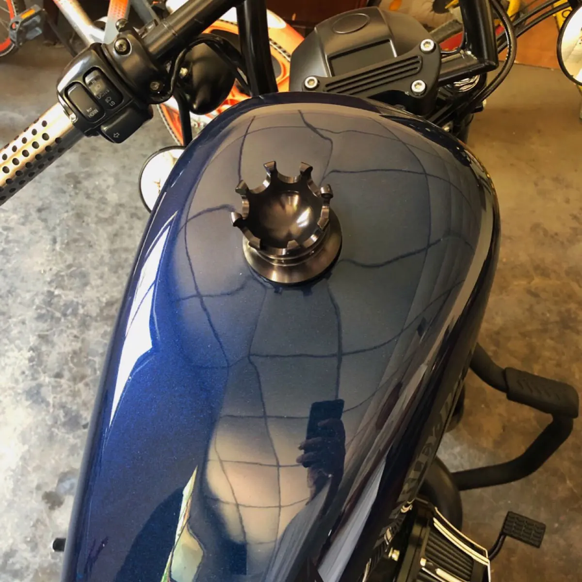 Motorcycle Fuel Cap Gas Cover Aluminum Refit Oil Motorbike Accessory Durable Replacement For Modification Enthusiasts
Motorcycle Fuel Cap Gas Cover Aluminum Refit Oil Motorbike Accessory Durable Replacement For Modification Enthusiasts