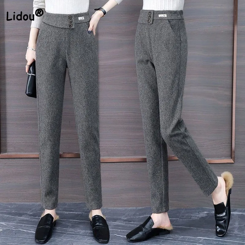 Office Lady High Waist Solid Harem Pants Autumn Winter Fashion Pockets Thick Button Spliced Pencil Trousers Women's Clothing
Office Lady High Waist Solid Harem Pants Autumn Winter Fashion Pockets Thick Button Spliced Pencil Trousers Women's Clothing