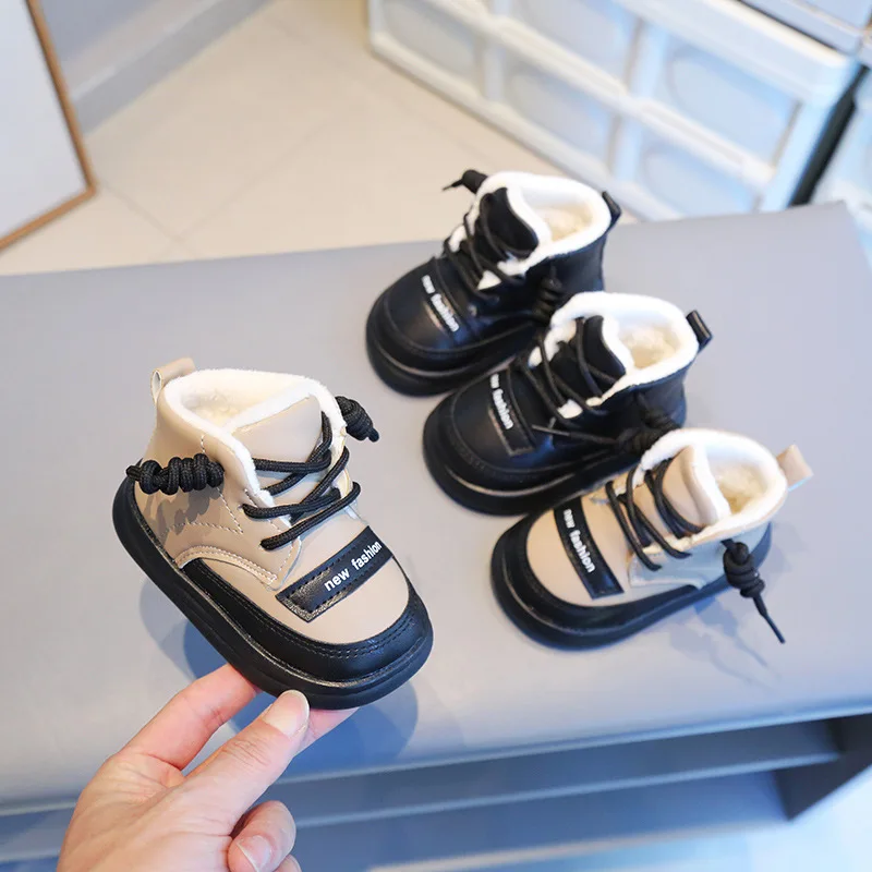 Children's Shoes Winter Baby Shoes Padded Thickened Snow Boys and Girls Boots Cotton Shoes Shoes Shoes Warm Children's Shoes
Children's Shoes Winter Baby Shoes Padded Thickened Snow Boys and Girls Boots Cotton Shoes Shoes Shoes Warm Children's Shoes
