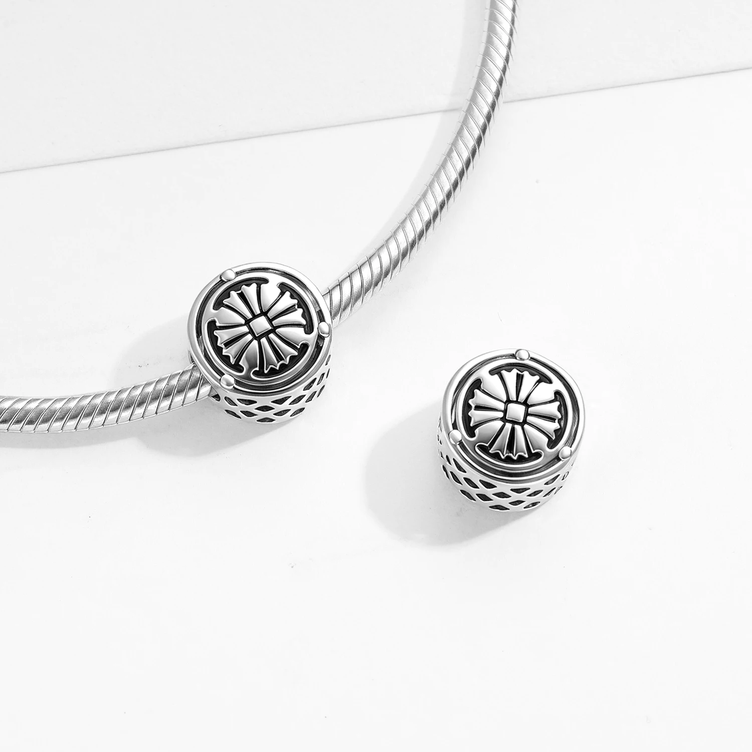 kataoka 925 Sterling Silver Canterbury Cross Religious Rotation Symbols Charm Bead Jewelry Fit Original Bracelet Diy Jewelry
kataoka 925 Sterling Silver Canterbury Cross Religious Rotation Symbols Charm Bead Jewelry Fit Original Bracelet Diy Jewelry