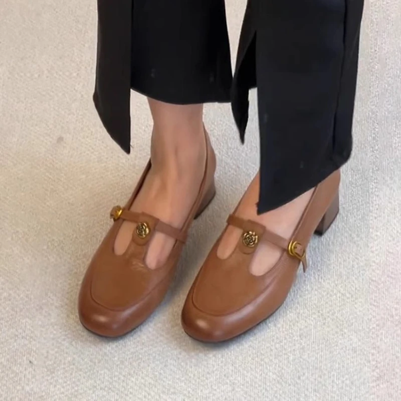 Women's Single Shoes with Heels Round Toe Square Heel One-line Buckle Shoes Women Leisure Office 2025 French Zapatillas De Mujer
Women's Single Shoes with Heels Round Toe Square Heel One-line Buckle Shoes Women Leisure Office 2025 French Zapatillas De Mujer
