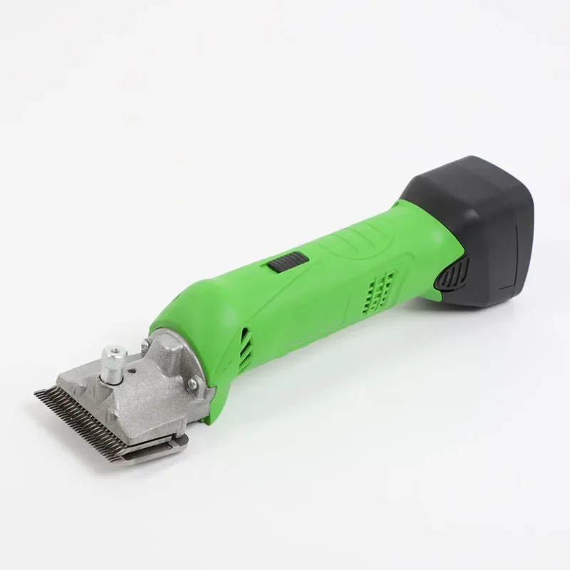 Портативная электрическая машинка для стрижки лошадей, аккумуляторная, с 1 батареей
Портативная электрическая машинка для стрижки лошадей, аккумуляторная, с 1 батареей