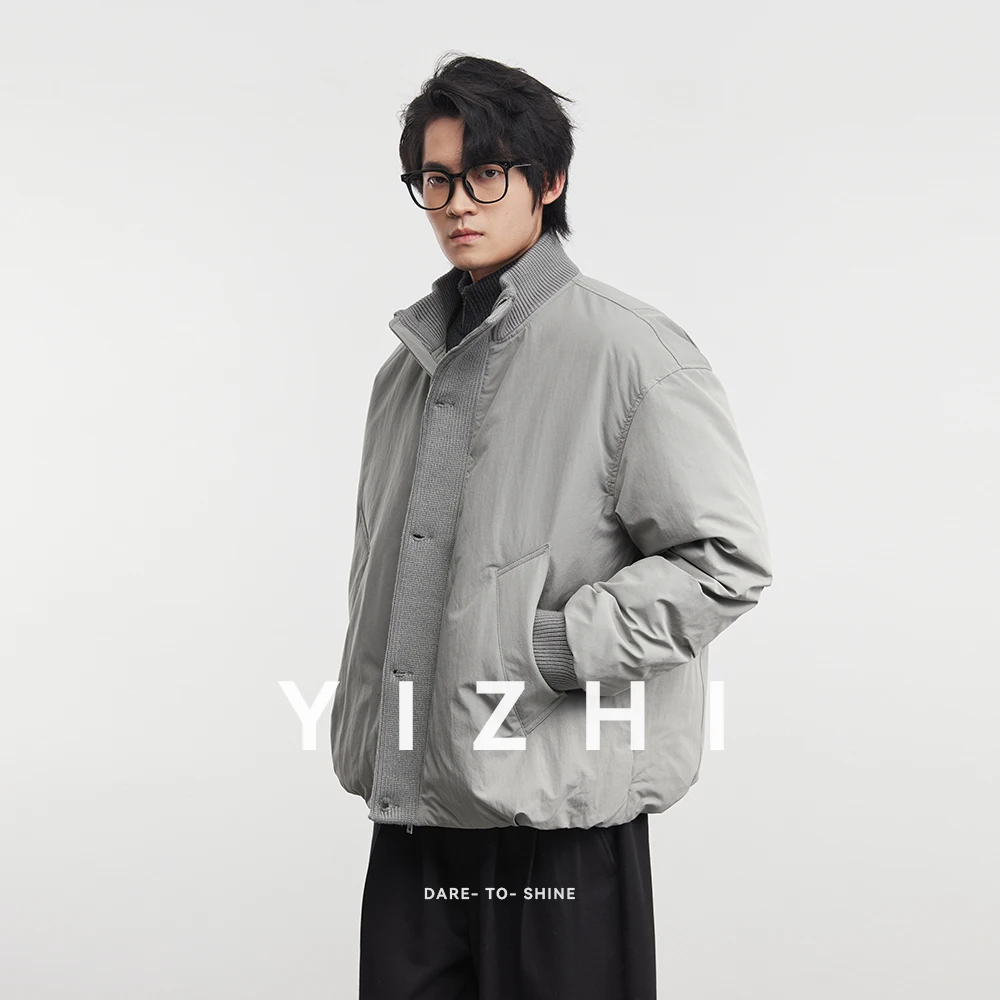 Модная мужская куртка 90 на белом утином пуху с коротким воротником-стойкой, зима 2025 года, новая мужская теплая верхняя куртка с длинными рукавами
Модная мужская куртка 90 на белом утином пуху с коротким воротником-стойкой, зима 2025 года, новая мужская теплая верхняя куртка с длинными рукавами