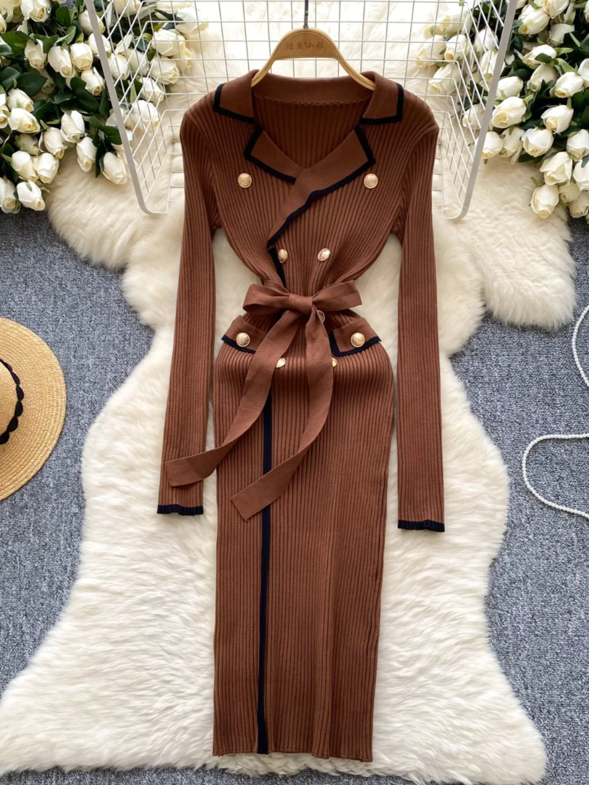 Ретро шикарный женский осенне-зимний вязаный свитер с металлической пряжкой и длинными рукавами, тонкое длинное платье Y2k, уличная одежда
Ретро шикарный женский осенне-зимний вязаный свитер с металлической пряжкой и длинными рукавами, тонкое длинное платье Y2k, уличная одежда