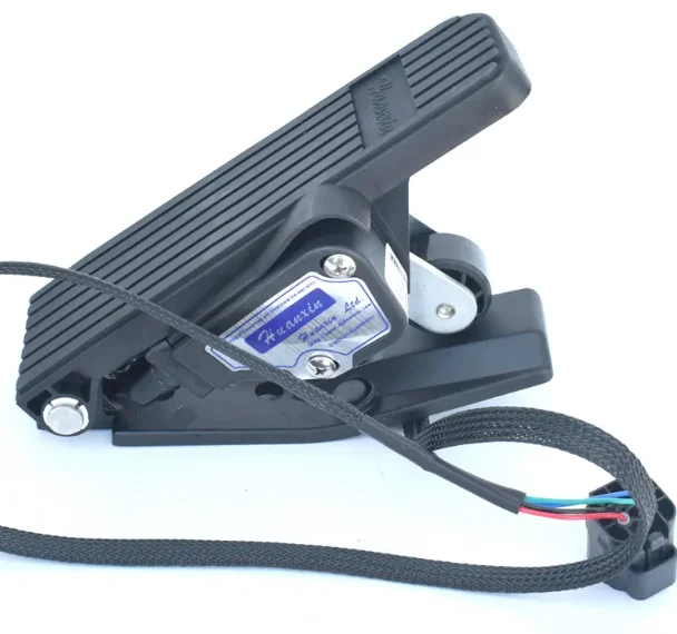 High Quality JCTH-8001 24-80v Foot Pedal Accelerator Throttle With 4 Wire And 6 Core Plug For Forklift Truck/electric Cart
High Quality JCTH-8001 24-80v Foot Pedal Accelerator Throttle With 4 Wire And 6 Core Plug For Forklift Truck/electric Cart