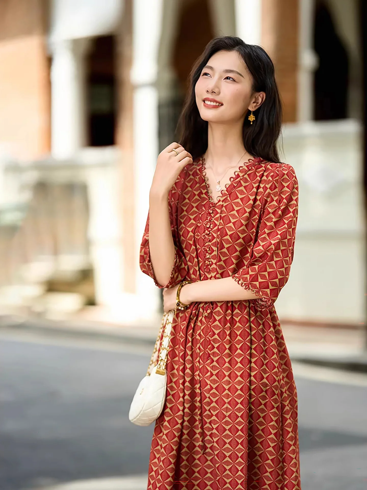 Elegant Romantic Small Size Vintage Diamond Silk Dress Women's Fashion Slimming Red Silk Skirt Princess Sleeve Print...
Elegant Romantic Small Size Vintage Diamond Silk Dress Women's Fashion Slimming Red Silk Skirt Princess Sleeve Print...