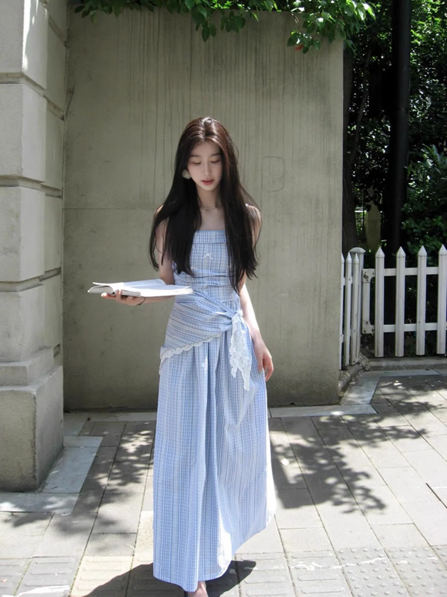 Blue One-Shoulder Gown Women's Summer Gentle Style Tube Top Long Dress Small Size Sweet Plaid Skirt Holiday Mood Kn...
Blue One-Shoulder Gown Women's Summer Gentle Style Tube Top Long Dress Small Size Sweet Plaid Skirt Holiday Mood Kn...
