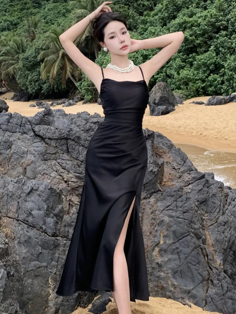 Women Summer Sexy Bodycon Dress Lady Spaghetti Strap Sleeve Split Solid Color Backless Vestidos Beach Party Club Midi Robe
Women Summer Sexy Bodycon Dress Lady Spaghetti Strap Sleeve Split Solid Color Backless Vestidos Beach Party Club Midi Robe