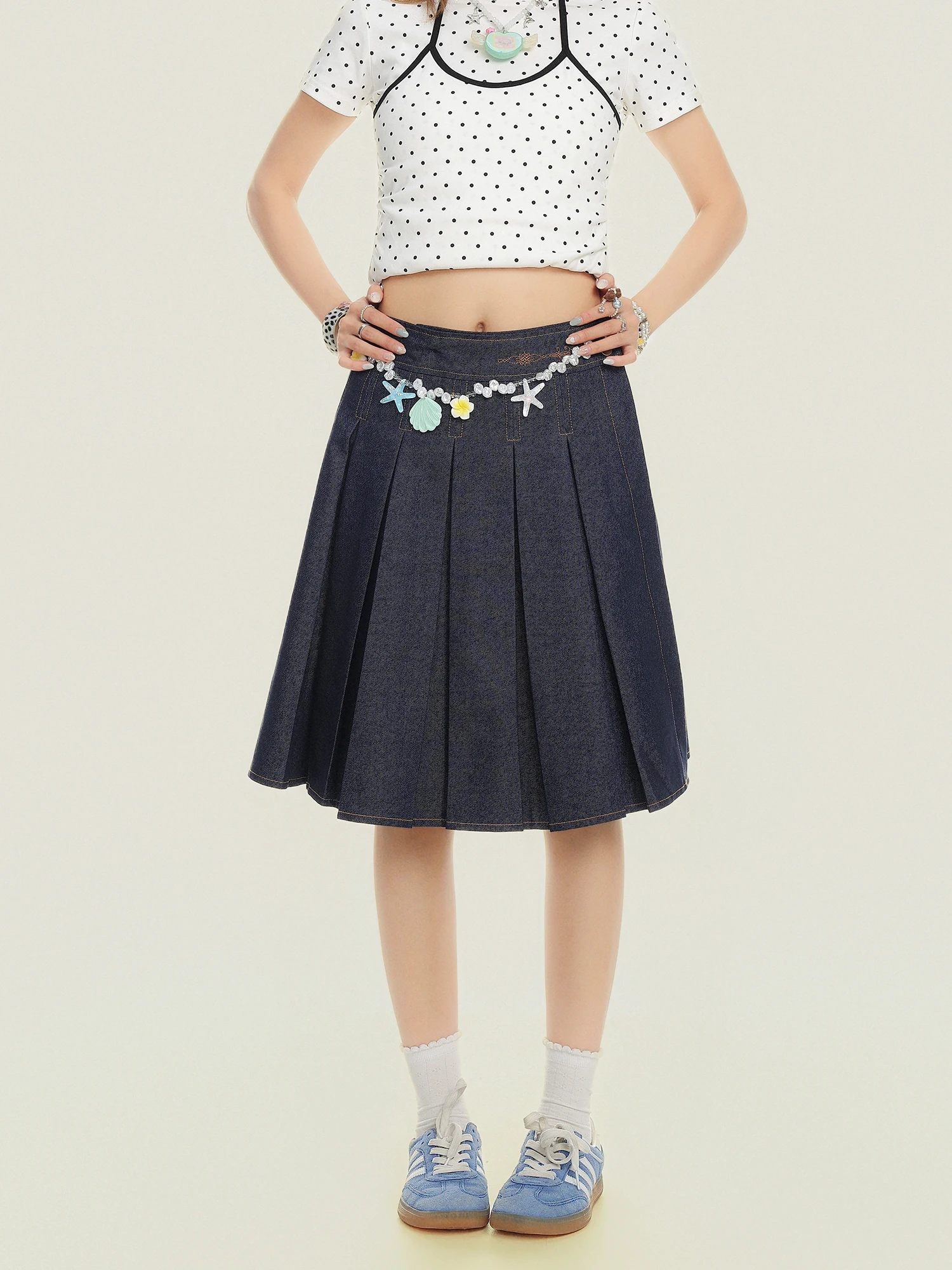 Sweet College Style Pleated Denim Skirt Women Summer High Waist Slimming Casual A-Line Skirts Leisure Polyester Fabric
Sweet College Style Pleated Denim Skirt Women Summer High Waist Slimming Casual A-Line Skirts Leisure Polyester Fabric