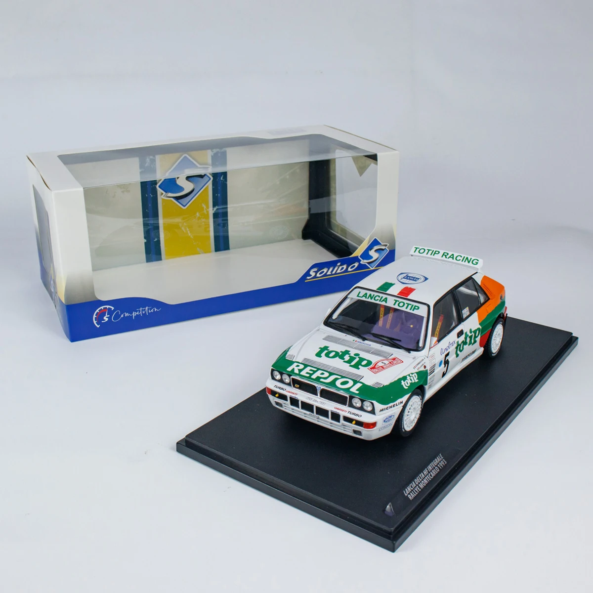 SOLIDO 1:18 Scale Diecast Alloy Lancia DELTA HF INTEGRALE Toys Cars Model Classics Nostalgia Adult Souvenir Gifts Static Display
SOLIDO 1:18 Scale Diecast Alloy Lancia DELTA HF INTEGRALE Toys Cars Model Classics Nostalgia Adult Souvenir Gifts Static Display