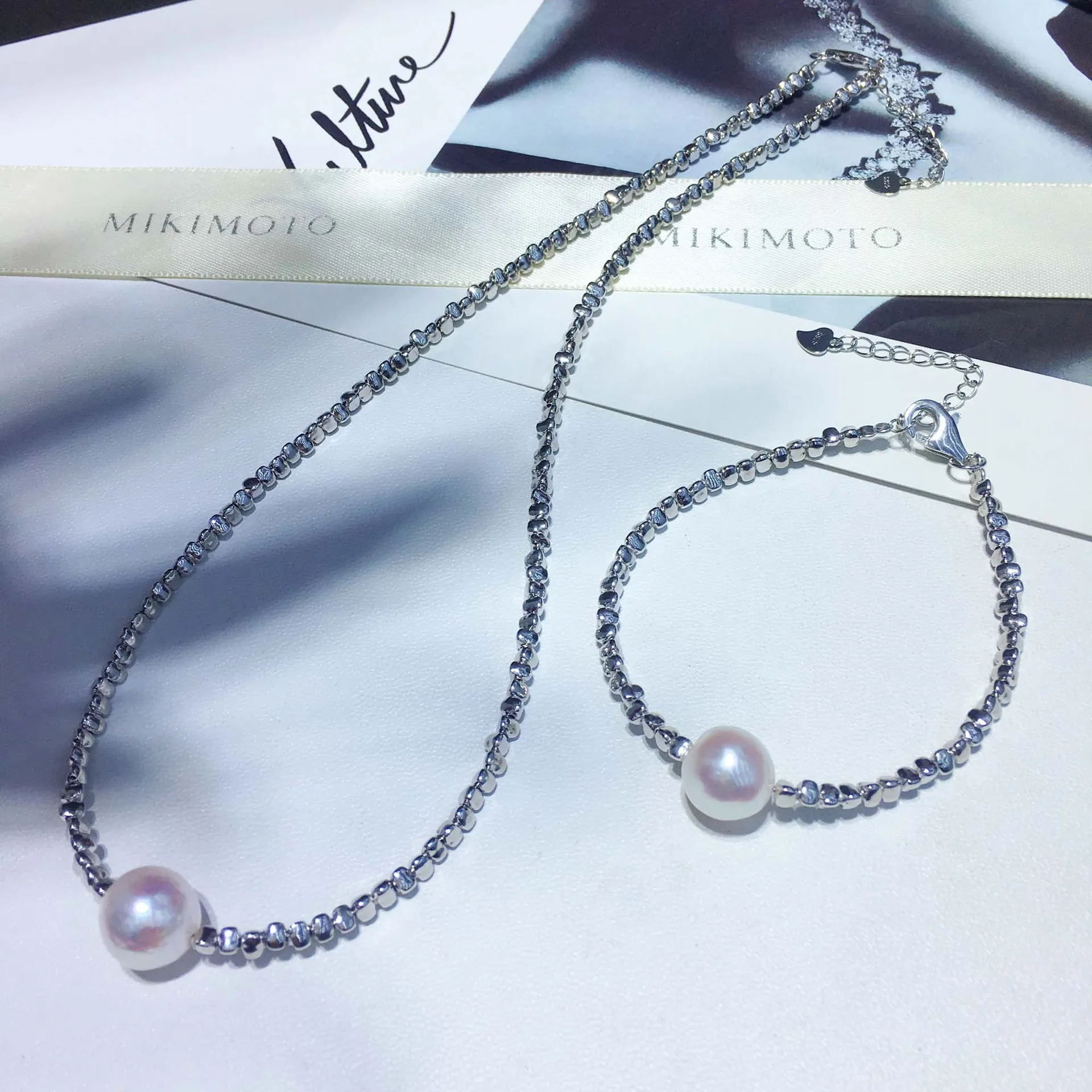 10-11mm Natural Freshwater Baroque Passepartout Pearl Jewelry S925 Sterling Silver Necklace Bracelet Set
10-11mm Natural Freshwater Baroque Passepartout Pearl Jewelry S925 Sterling Silver Necklace Bracelet Set