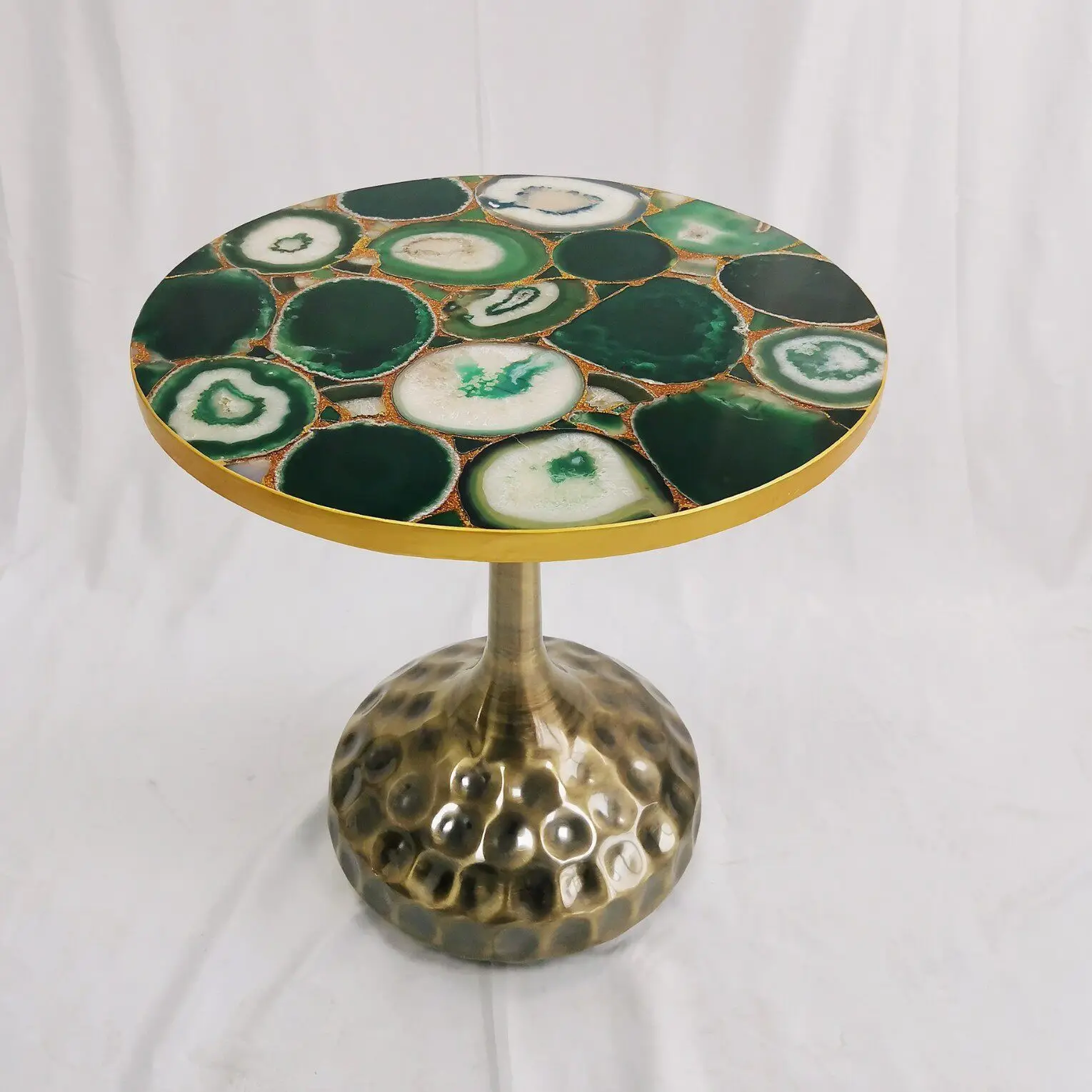 PYH retro simple light luxury post-modern light luxury imported natural agate designer creative coffee table
PYH retro simple light luxury post-modern light luxury imported natural agate designer creative coffee table