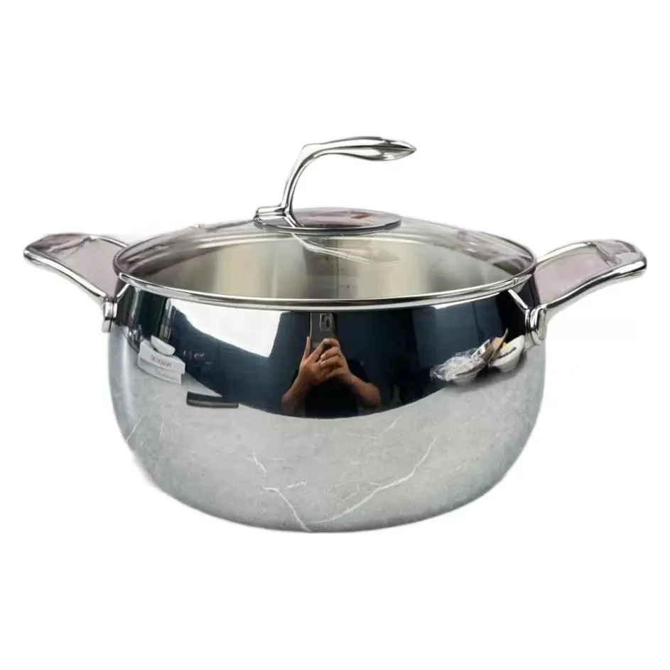 Stainless steel soup pot thickened three-layer steel integrated molding
Stainless steel soup pot thickened three-layer steel integrated molding