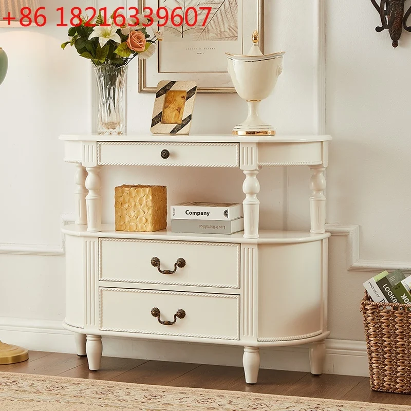 Полукруглый входной стол из цельного дерева в европейском стиле ретро включает входную дверь и кремовый ветер у стены.
Полукруглый входной стол из цельного дерева в европейском стиле ретро включает входную дверь и кремовый ветер у стены.