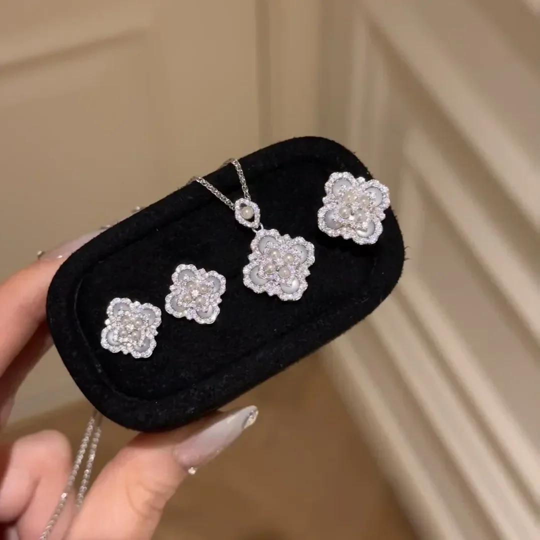 Gentle style light luxury retro white cat eye stone pearl flower necklace earrings ring exquisite jewelry sets for women
Gentle style light luxury retro white cat eye stone pearl flower necklace earrings ring exquisite jewelry sets for women