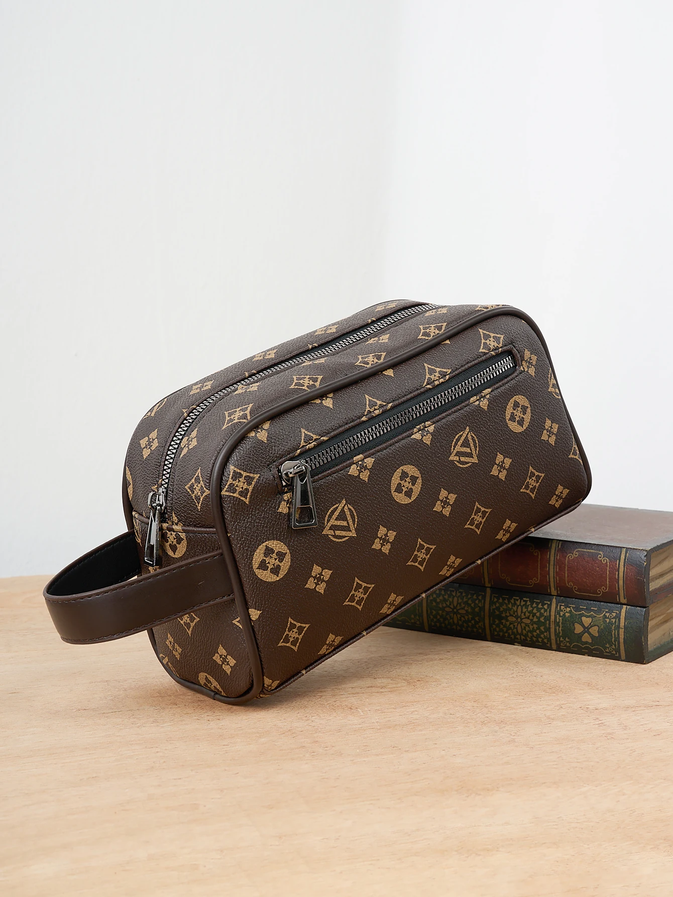 Retro Commuter Clutch Bag Fashion Business Portable Large Capacity Multifunctional Travel Tote Handbag Cell Phone Bag
Retro Commuter Clutch Bag Fashion Business Portable Large Capacity Multifunctional Travel Tote Handbag Cell Phone Bag