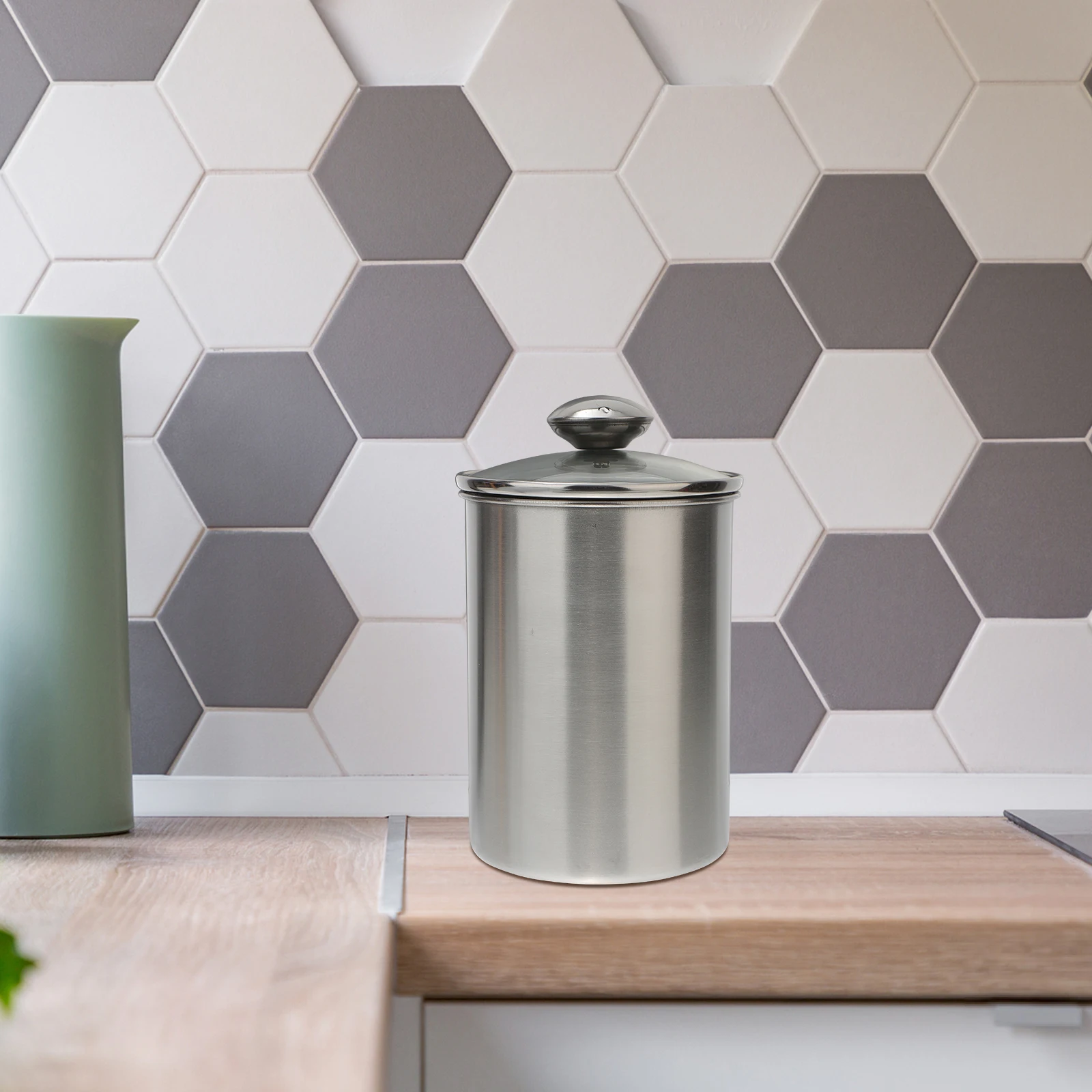 1750ml Food Sealed Cans Stainless Steel Airtight Storage Jars Kitchen Biscuits Coffee Beans Sugar Nuts Snacks Container Home
1750ml Food Sealed Cans Stainless Steel Airtight Storage Jars Kitchen Biscuits Coffee Beans Sugar Nuts Snacks Container Home