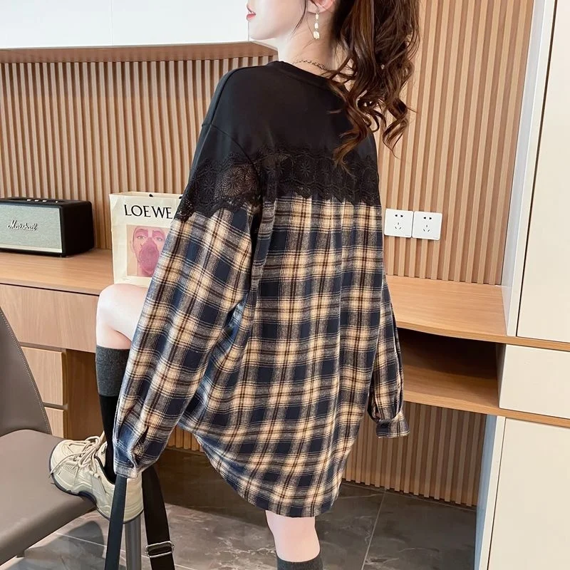 Cartoon Color Block Lace Splice Casual Loose Women's Sweatshirt Spring Autumn Fashionable Thin Grid Top Three-acetate Fiber
Cartoon Color Block Lace Splice Casual Loose Women's Sweatshirt Spring Autumn Fashionable Thin Grid Top Three-acetate Fiber