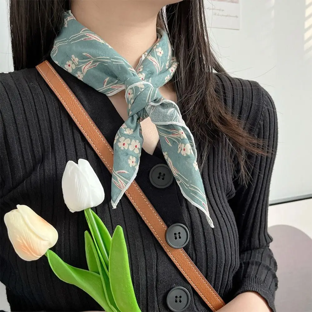 Flower Headband Cotton Linen Square Scarf Pastoral Style Head Scarf Floral Kerchief Scarf Accessories
Flower Headband Cotton Linen Square Scarf Pastoral Style Head Scarf Floral Kerchief Scarf Accessories