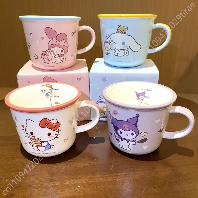 Sanrio Hello Kitty Friends HelloKitty Ceramic Mug Water Cup Gift Cosplay Props
Sanrio Hello Kitty Friends HelloKitty Ceramic Mug Water Cup Gift Cosplay Props