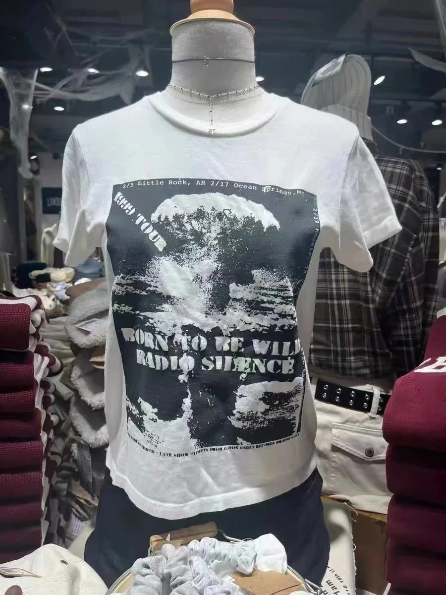 Fashion Letter Wave Print Short Sleeve Tee Women Summer O-neck Cotton Streetwear Tops Clothes Vintage Harajuku Chic Y2K T-shirts
Fashion Letter Wave Print Short Sleeve Tee Women Summer O-neck Cotton Streetwear Tops Clothes Vintage Harajuku Chic Y2K T-shirts