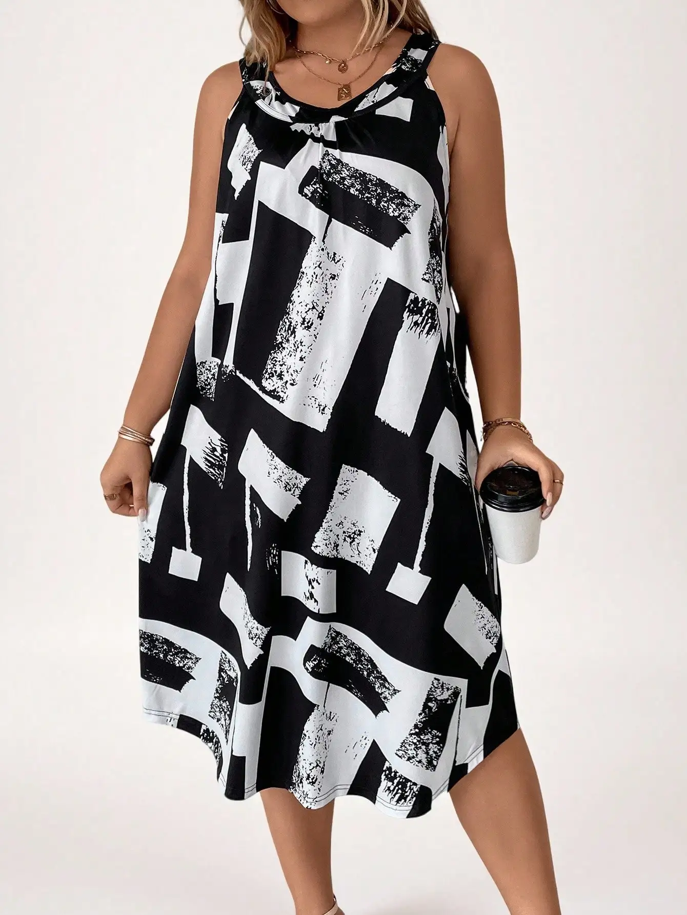 Black and White Geometric Print Sleeveless A-Line Dress for Summer
Black and White Geometric Print Sleeveless A-Line Dress for Summer