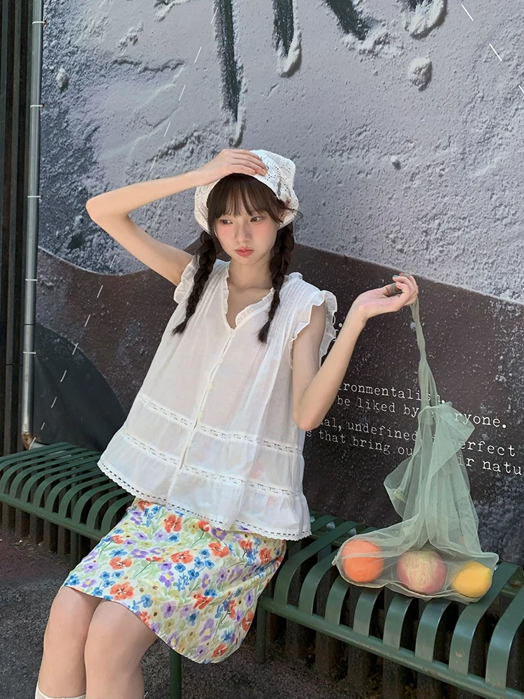 Летняя уличная одежда, белый свободный женский жилет с v-образным вырезом, деревянный дизайн, корейский топ, смешанный новый поступление
Летняя уличная одежда, белый свободный женский жилет с v-образным вырезом, деревянный дизайн, корейский топ, смешанный новый поступление