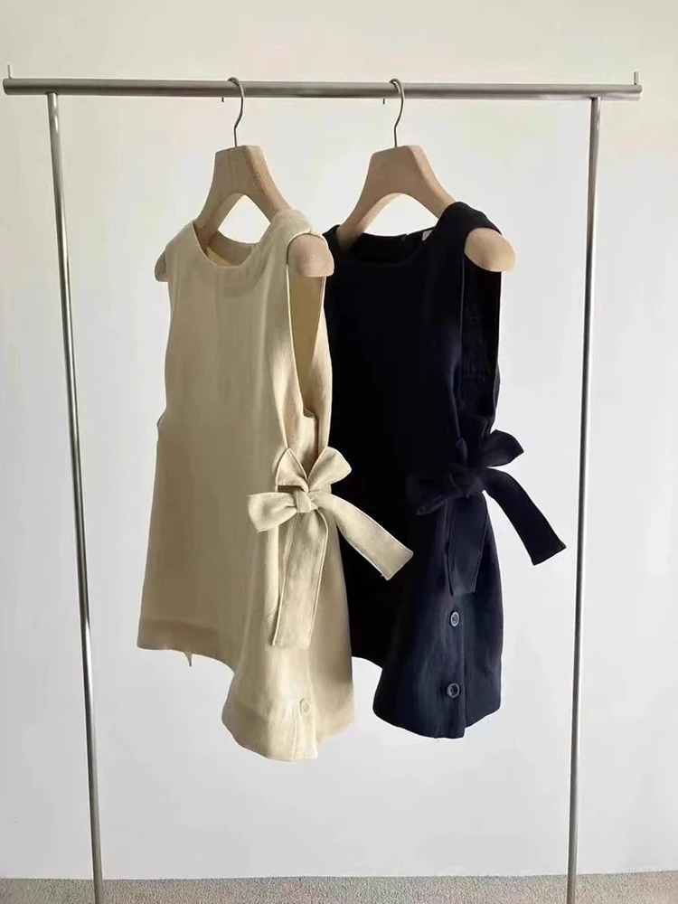 Fashion 2024 Summer New Linen Gathered Waist Vest For Women Solid Round Neck Sleeveless Office Lady Tops
Fashion 2024 Summer New Linen Gathered Waist Vest For Women Solid Round Neck Sleeveless Office Lady Tops