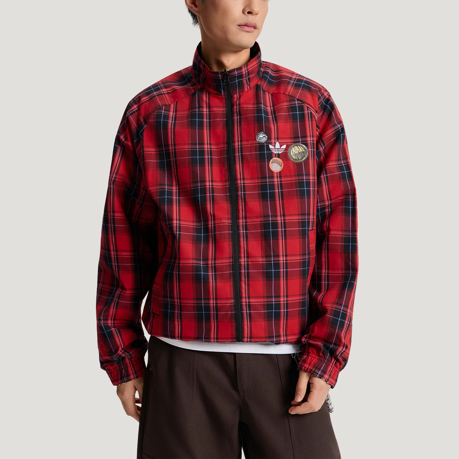 Adidas Authentic Three Leaves Men's Casual Double-Sided Wear Sports Jacket KT6368
Adidas Authentic Three Leaves Men's Casual Double-Sided Wear Sports Jacket KT6368