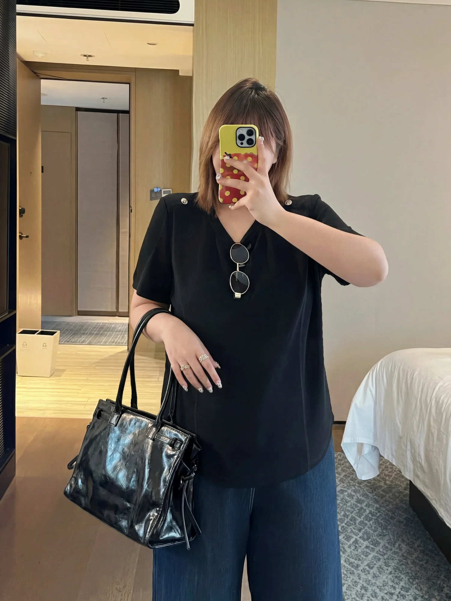 Casual Short Sleeve plus Size Women's T-shirt Summer New Style Versatile Meat Concealing Slimming Beautiful Thick Sister
Casual Short Sleeve plus Size Women's T-shirt Summer New Style Versatile Meat Concealing Slimming Beautiful Thick Sister