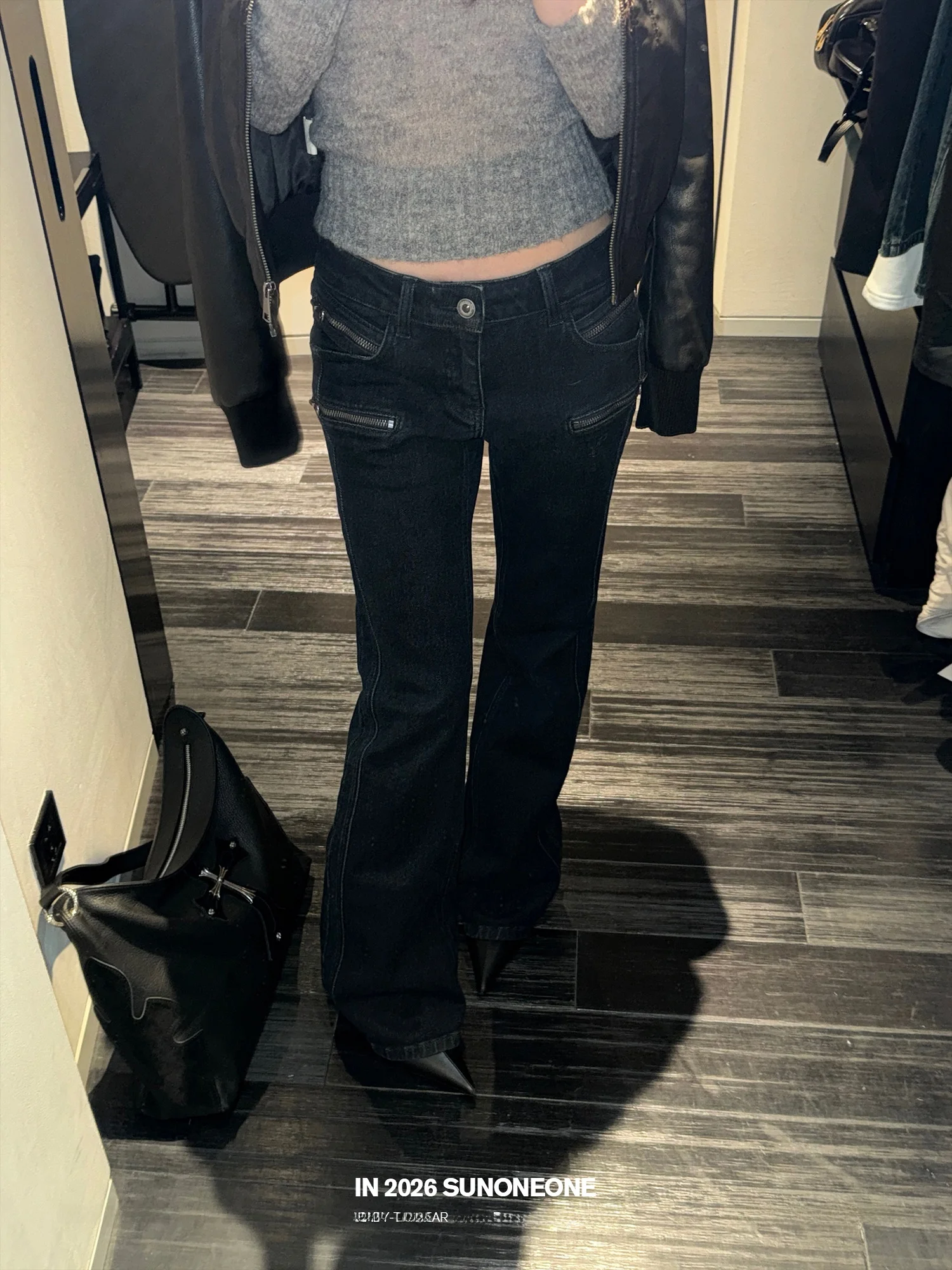 Street Style Low Waist Zipper Design Heavy Duty Distressed Jeans Women's Slim Fit Casual Pants Spring Season Cotton Denim
Street Style Low Waist Zipper Design Heavy Duty Distressed Jeans Women's Slim Fit Casual Pants Spring Season Cotton Denim