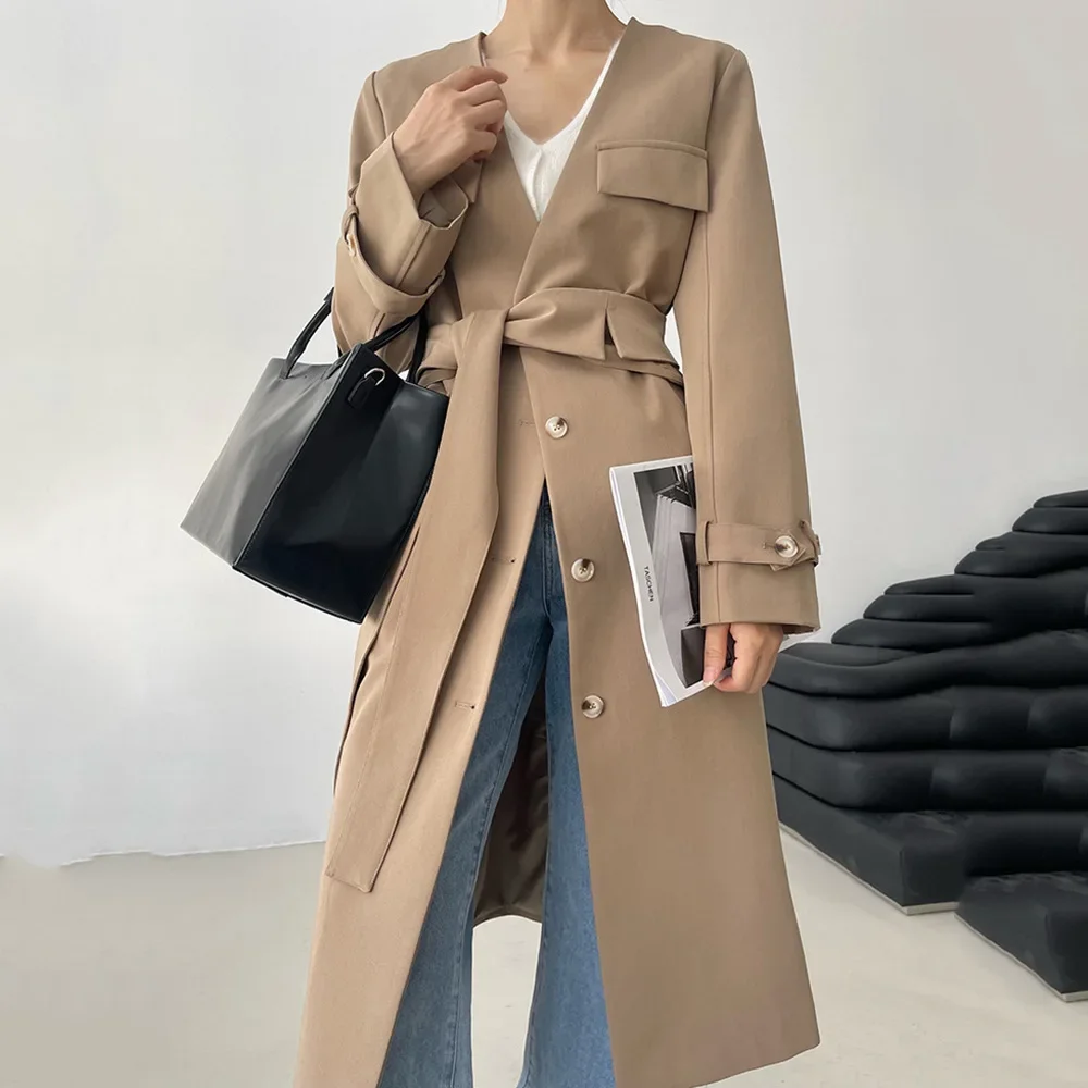 SuperAen Retro Removable Lapel Trench Coat Women's Long-sleeved Cardigan Straight Casual Long Coat Autumn New Coat
SuperAen Retro Removable Lapel Trench Coat Women's Long-sleeved Cardigan Straight Casual Long Coat Autumn New Coat