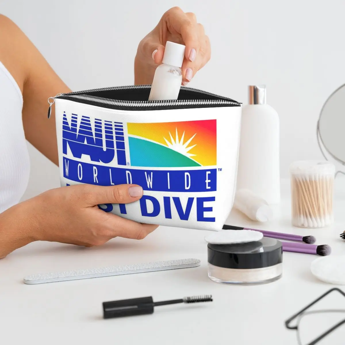 NAUI The Difinition Of Diving Women Cosmetic Bag Travel Makeup Organizer Pouch Toiletry Storage Dopp Kit Case
NAUI The Difinition Of Diving Women Cosmetic Bag Travel Makeup Organizer Pouch Toiletry Storage Dopp Kit Case