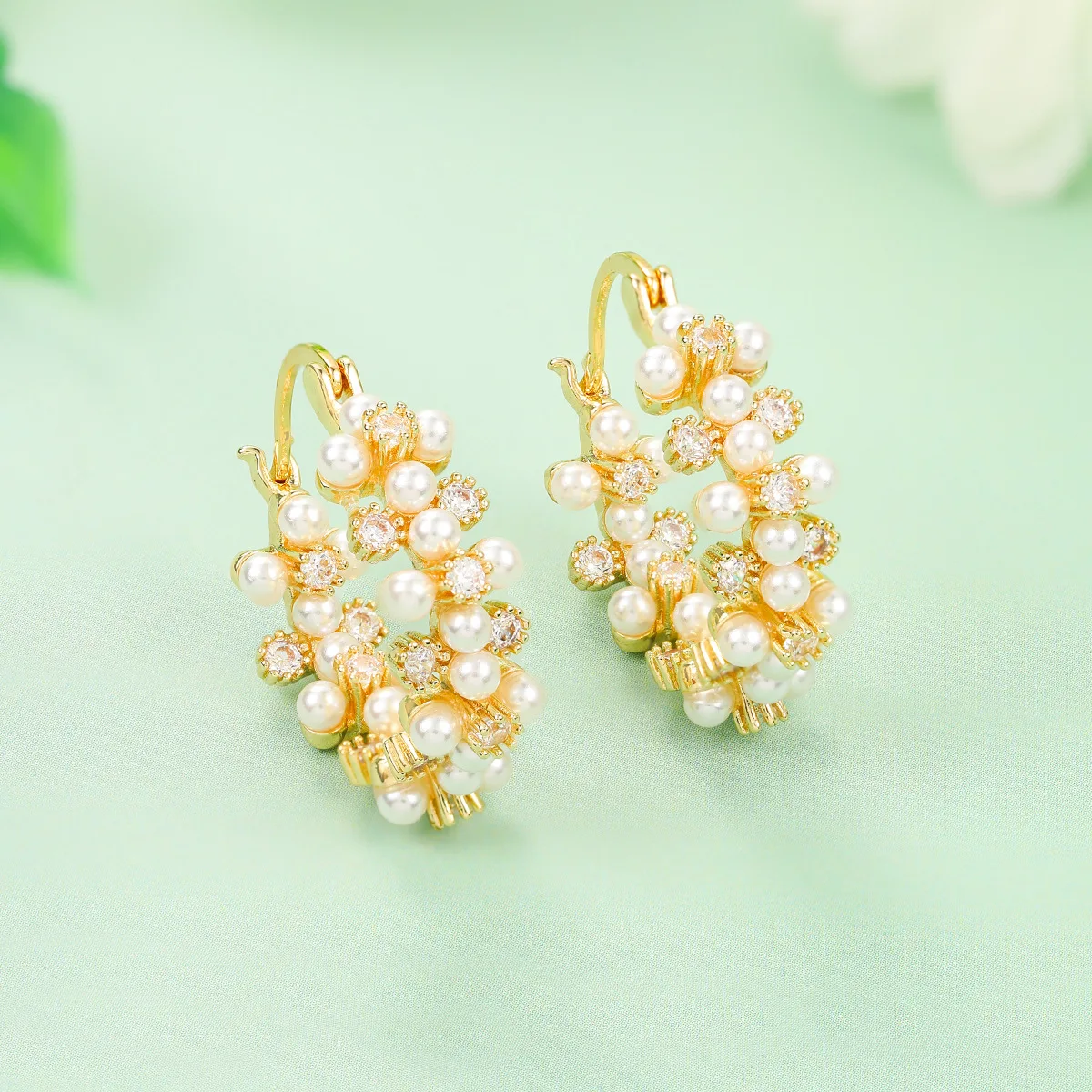 2026 New Arrival Luxury Mini Pearl Ear Buckles Stylish Jewelry Elegant Temperament Premium Graduation Gift for Girlfriend Stud
2026 New Arrival Luxury Mini Pearl Ear Buckles Stylish Jewelry Elegant Temperament Premium Graduation Gift for Girlfriend Stud