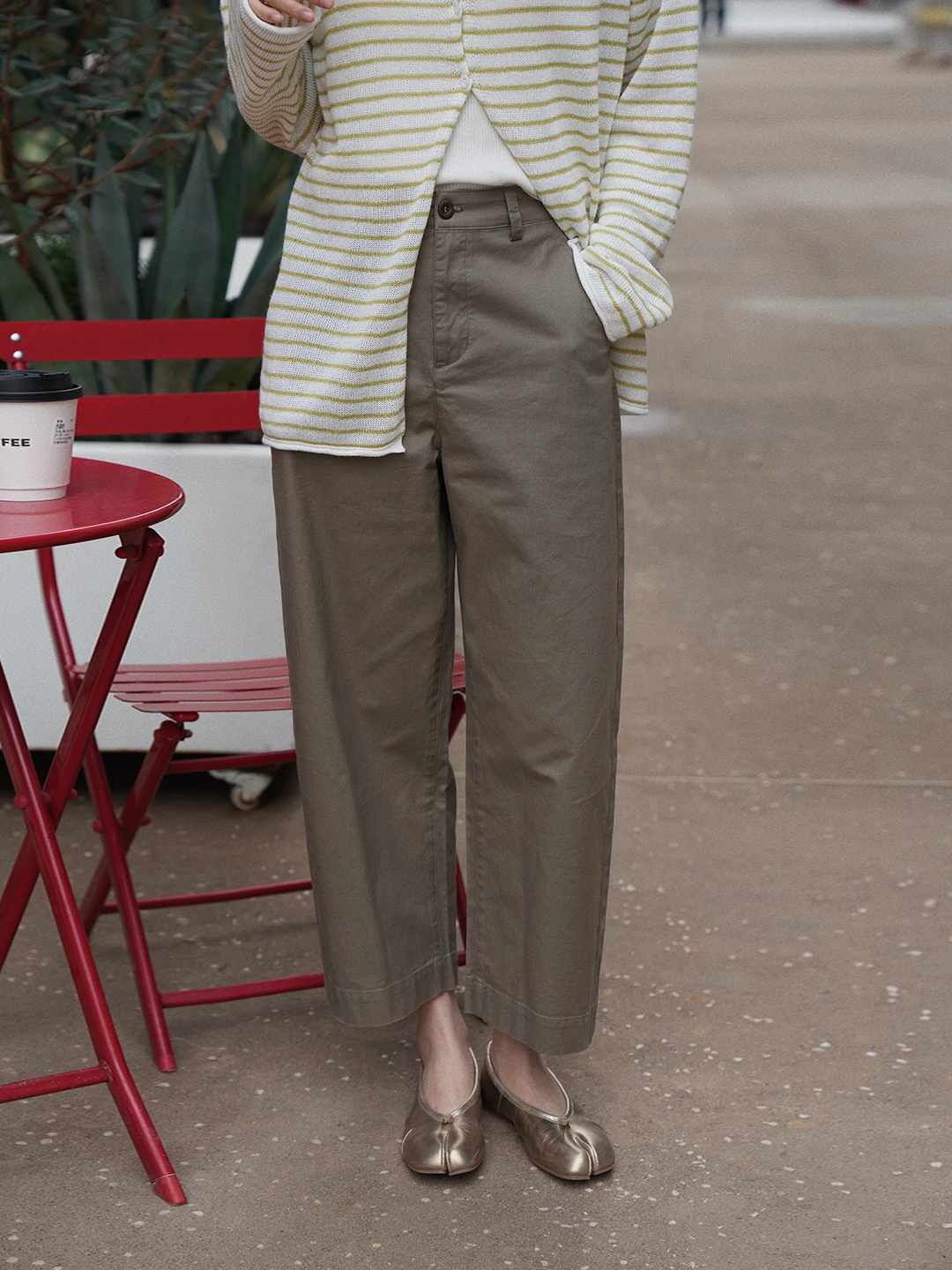 Korean Style Pure Color Nine-Tenths Casual Pants Loose Straight Leg Trousers for Women Spring Summer New Arrival Slimming Effect
Korean Style Pure Color Nine-Tenths Casual Pants Loose Straight Leg Trousers for Women Spring Summer New Arrival Slimming Effect