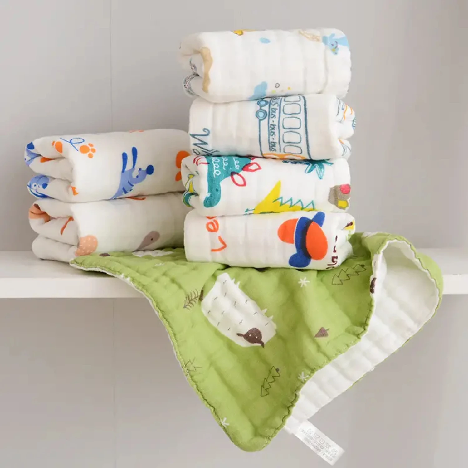 Children's Towel, High-density Cotton Six-layer Absorbent Baby Towel, Random Style
Children's Towel, High-density Cotton Six-layer Absorbent Baby Towel, Random Style