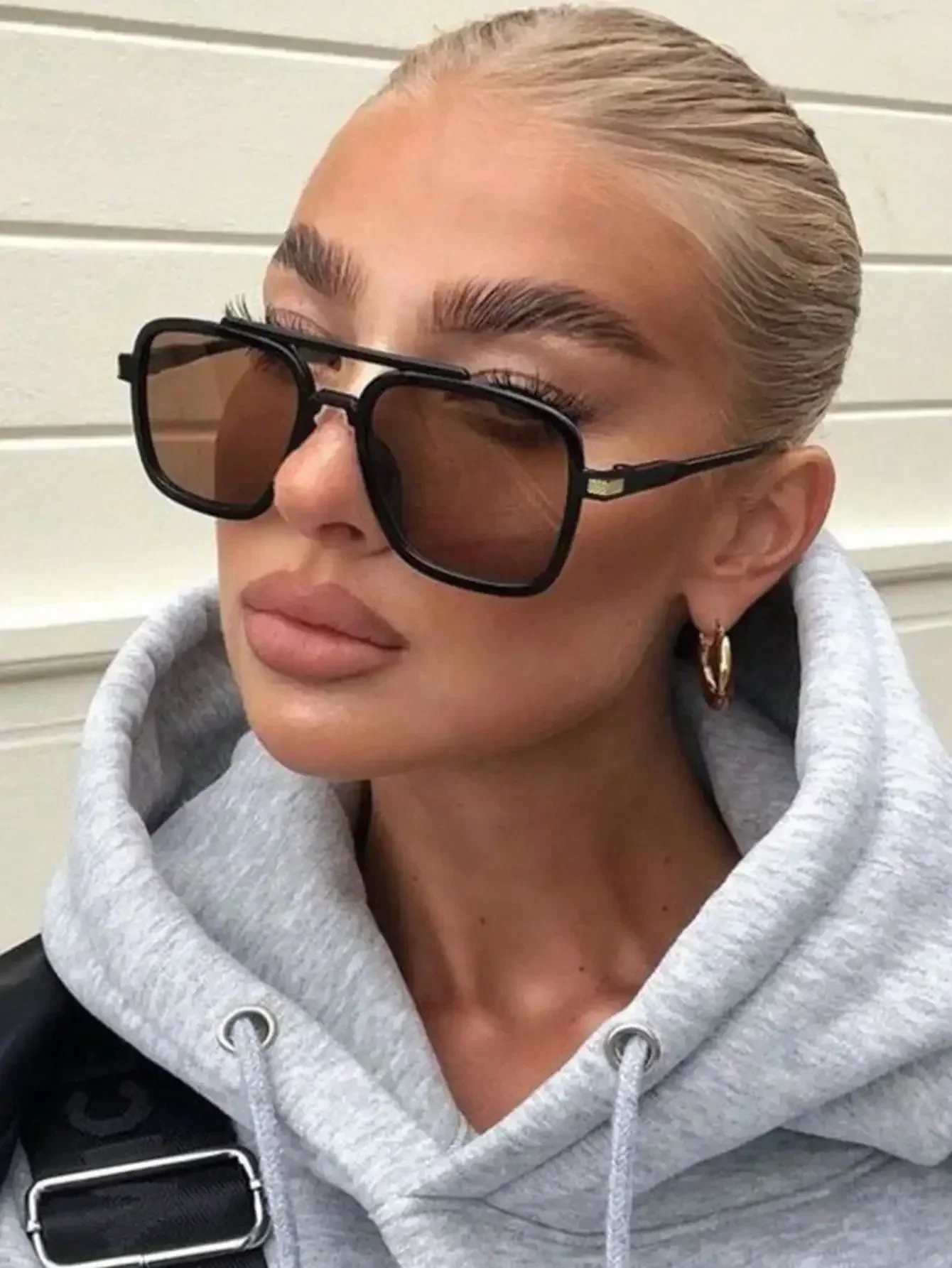 1PC Square Fashion Glasses With Double Beams Vintage Classic And Versatile Personalized, Women's Glasses, Beach Accessories For
1PC Square Fashion Glasses With Double Beams Vintage Classic And Versatile Personalized, Women's Glasses, Beach Accessories For