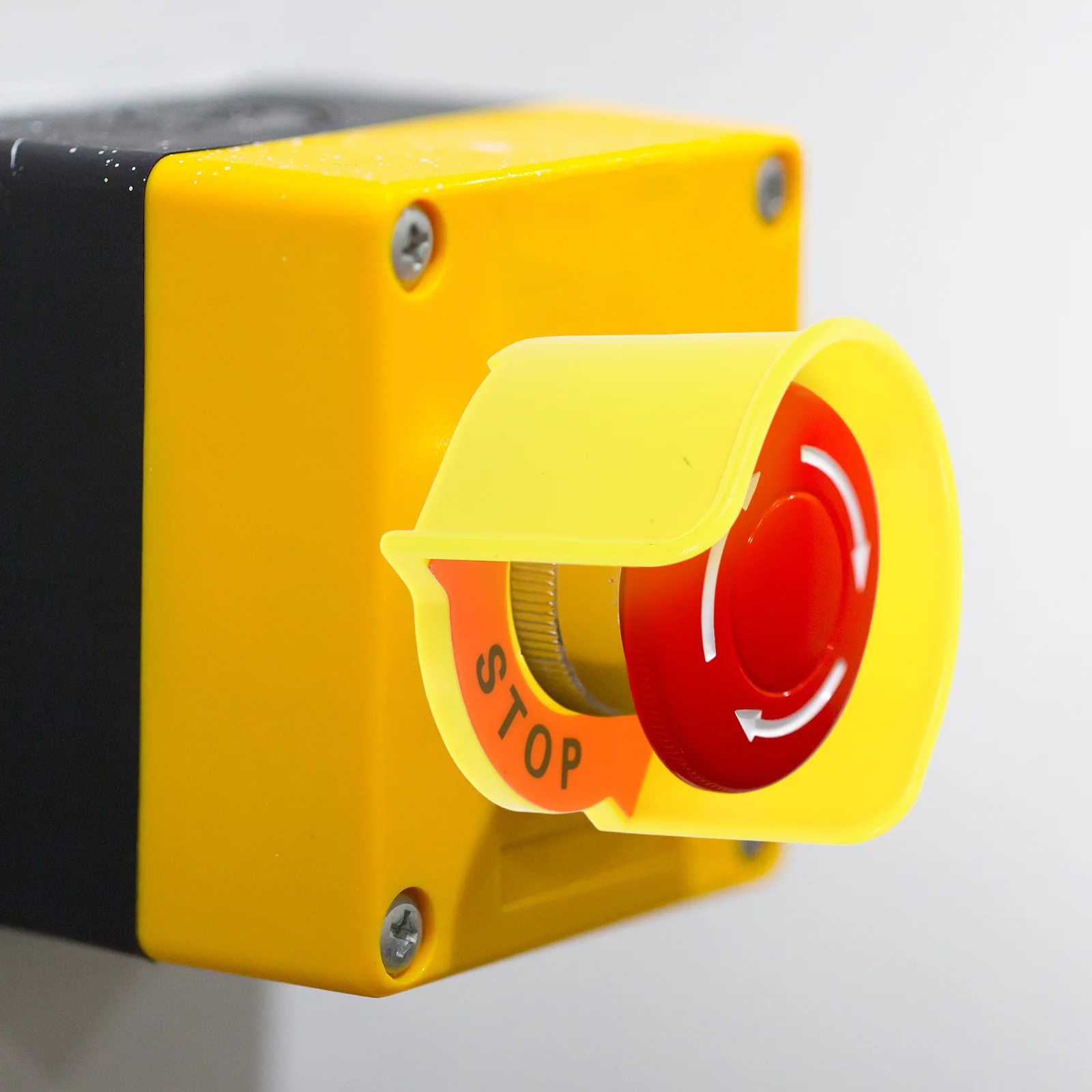 Switch Protective Cover Yellow Emergency Stop Button Guard For Industrial Equipment Safety Waterproof Heavy Duty Machine
Switch Protective Cover Yellow Emergency Stop Button Guard For Industrial Equipment Safety Waterproof Heavy Duty Machine