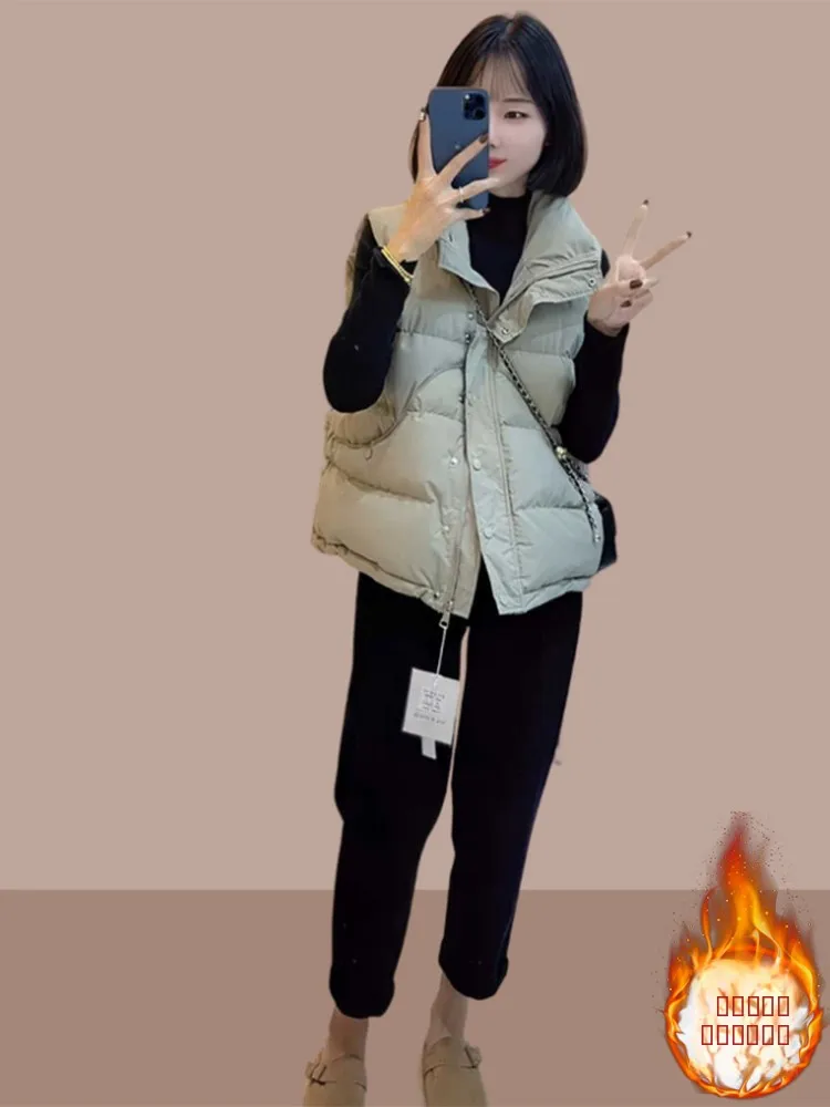 Женский утепленный хлопковый жилет 2026 года, зимний, в корейском стиле, повседневный, теплый, модный, на молнии, трендовый
Женский утепленный хлопковый жилет 2026 года, зимний, в корейском стиле, повседневный, теплый, модный, на молнии, трендовый