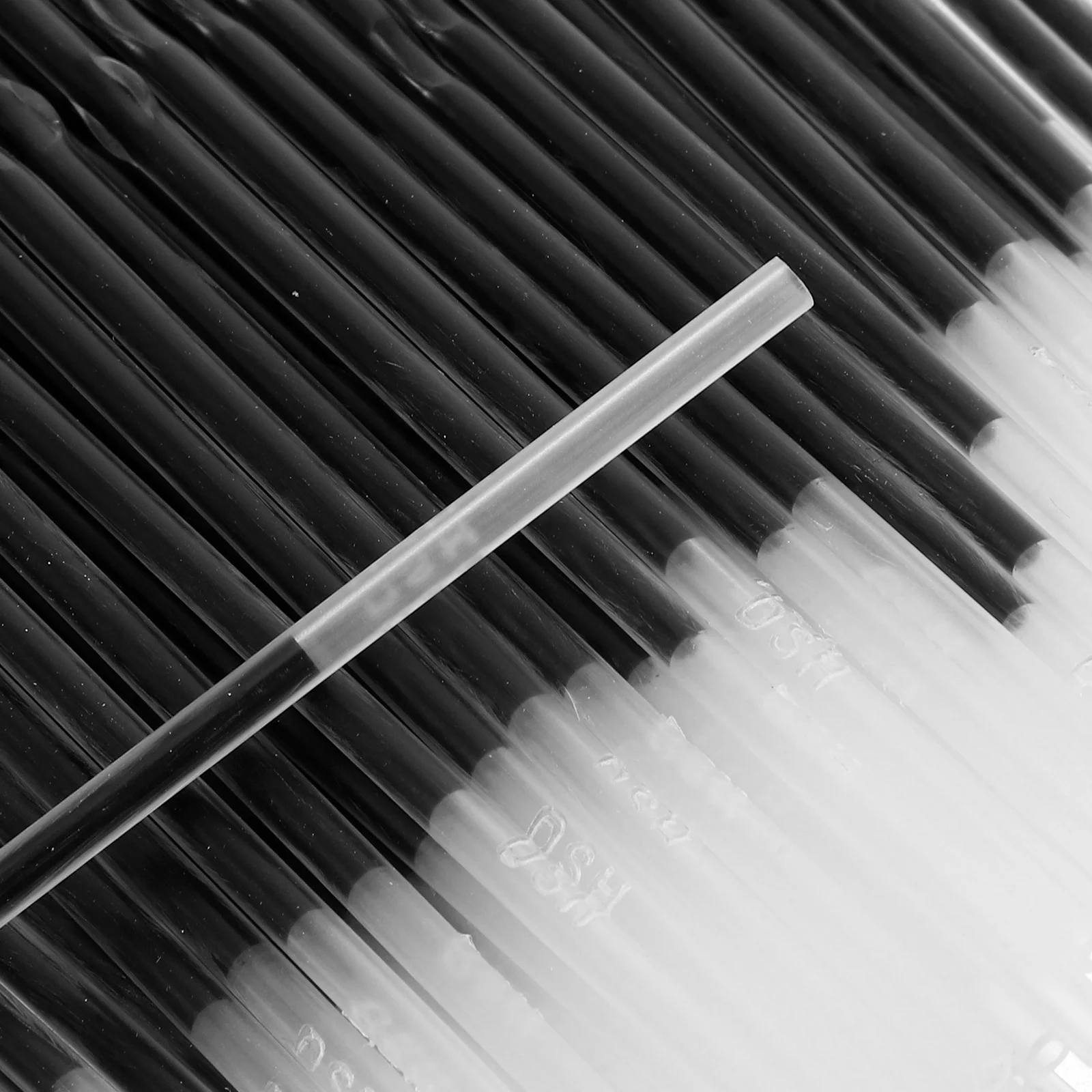 200 шт. стержни для шариковой ручки, выдвижные 0,7 мм, черные, синие чернила, гладкие письменные принадлежности, офисные школьные принадлежности, гель, быстросохнущая замена
200 шт. стержни для шариковой ручки, выдвижные 0,7 мм, черные, синие чернила, гладкие письменные принадлежности, офисные школьные принадлежности, гель, быстросохнущая замена