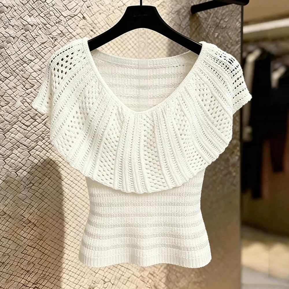 High-end petty bourgeoisie white hollow short-sleeved knitted top women's 2026 summer design niche temperament t-shirt
High-end petty bourgeoisie white hollow short-sleeved knitted top women's 2026 summer design niche temperament t-shirt