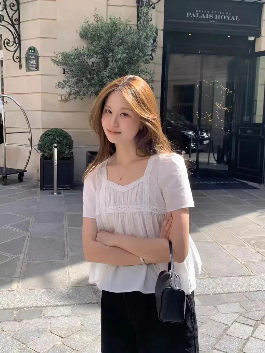 Sweet Style Korean Cotton Short Sleeve Lace Collar Women's Shirt Breathable Moisture Wicking Comfortable Fit Summer New Arrival
Sweet Style Korean Cotton Short Sleeve Lace Collar Women's Shirt Breathable Moisture Wicking Comfortable Fit Summer New Arrival