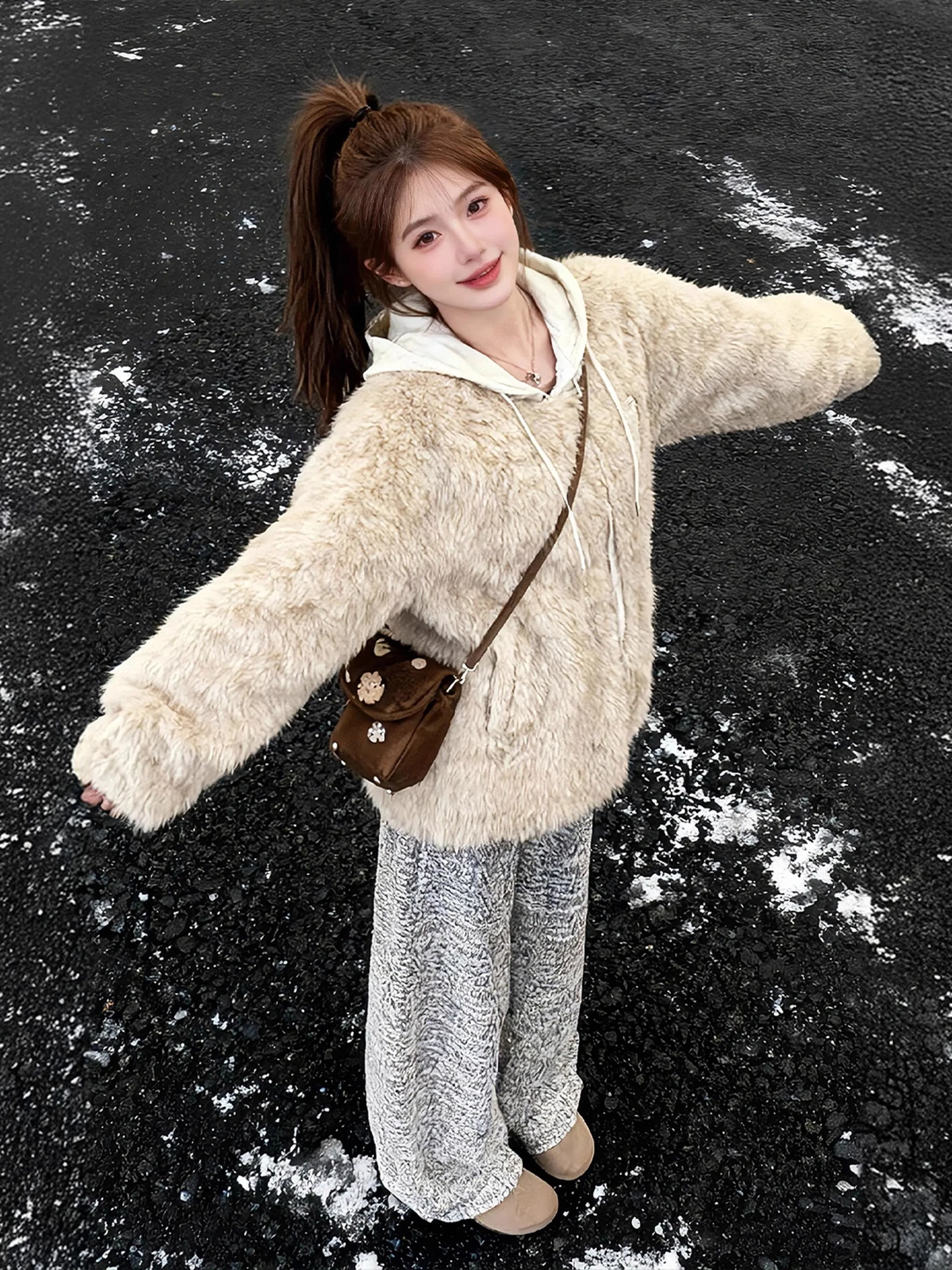 Warm Fce Outerwear And Wide Leg Pants Women's Sle Winter Faion Set Korean Lazy Sle Comfortable plus Size Outfit
Warm Fce Outerwear And Wide Leg Pants Women's Sle Winter Faion Set Korean Lazy Sle Comfortable plus Size Outfit