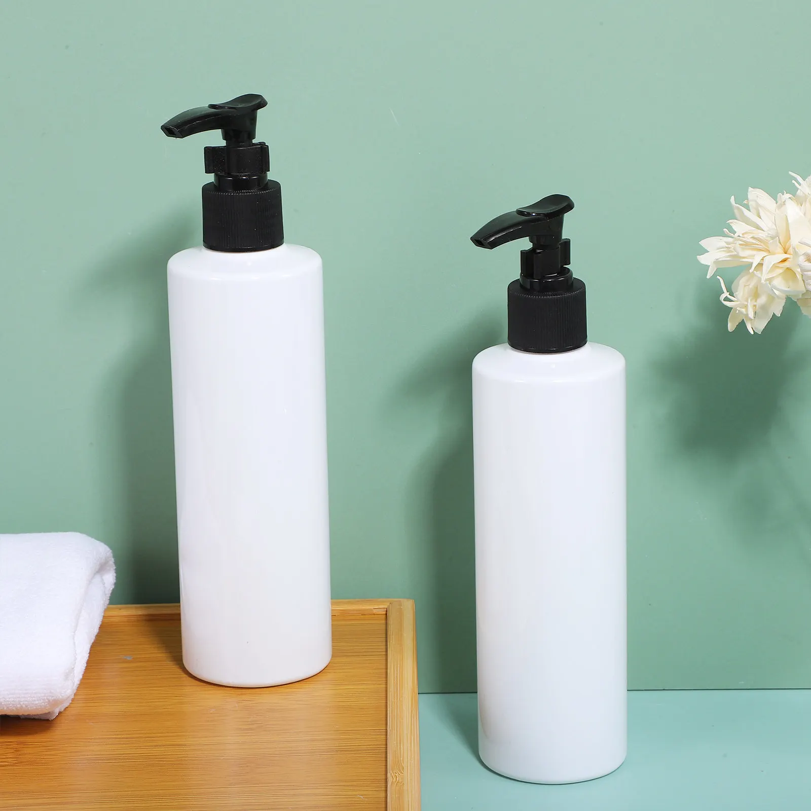 5Pcs 250Ml Refillable Lotion Bottles Portable Empty Pump Bottle Set for Travel Camping Makeup Storage Skin Care Dispenser
5Pcs 250Ml Refillable Lotion Bottles Portable Empty Pump Bottle Set for Travel Camping Makeup Storage Skin Care Dispenser