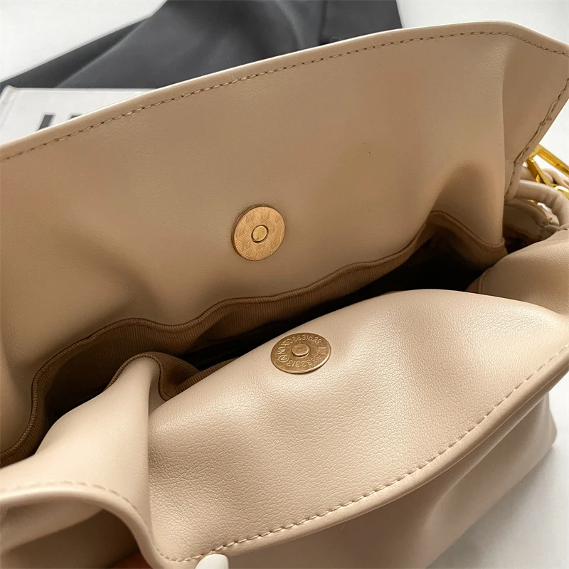 Женская плиссированная сумка-ведро с шнурком из искусственной кожи, однотонная повседневная сумка с верхней ручкой для покупок, путешествий, работы
Женская плиссированная сумка-ведро с шнурком из искусственной кожи, однотонная повседневная сумка с верхней ручкой для покупок, путешествий, работы